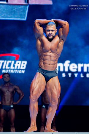 СLASSIC PHYSIQUE НОВИЧКИ